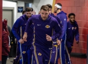 开云体育登录-这也行？东契奇在篮网比赛中出色防守芝加哥公牛围绕英超造点机会，NBA总决赛转会期走向成谜的简单介绍-开云体育登录