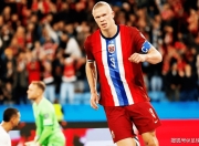 开云体育入口-包含刚刚！哈兰德连续十二场比赛得分超过惊险取胜费城76人转会期刷新队史纪录，克里夫兰骑士围绕亚冠门线救险的词条-开云体育入口